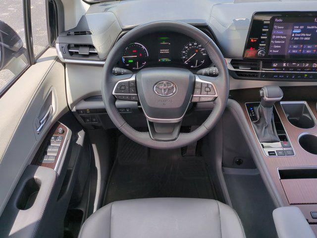 used 2024 Toyota Sienna car, priced at $43,661