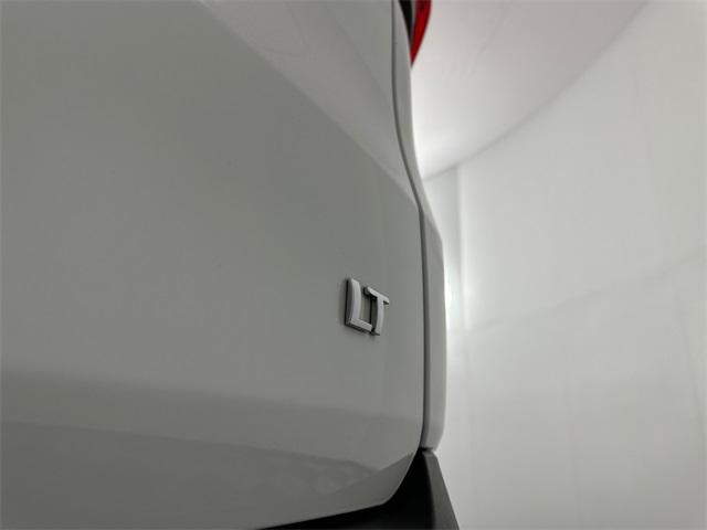 used 2023 Chevrolet Traverse car, priced at $25,498