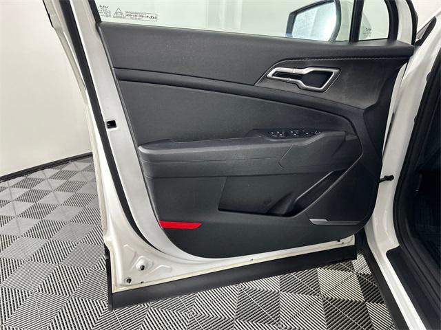 used 2023 Kia Sportage Hybrid car, priced at $20,998