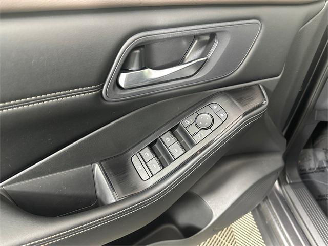 used 2023 Nissan Rogue car, priced at $23,998