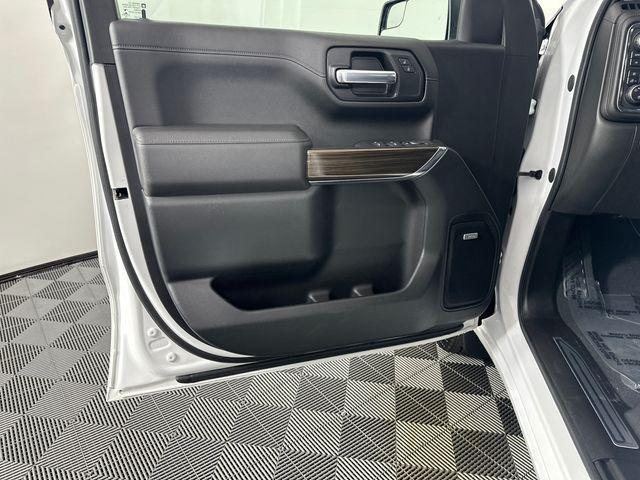 used 2021 Chevrolet Silverado 1500 car, priced at $34,998