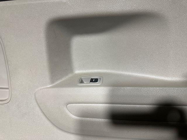 used 2015 Kia Sedona car, priced at $9,488