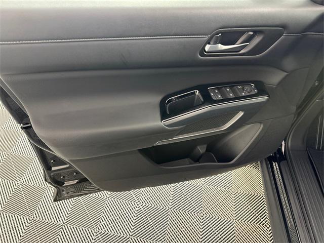 new 2025 Nissan Pathfinder car, priced at $42,925