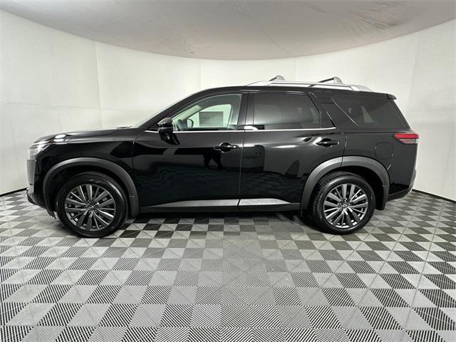 new 2025 Nissan Pathfinder car, priced at $42,925