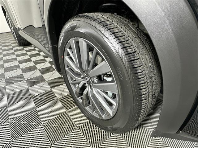 new 2025 Nissan Pathfinder car, priced at $42,925