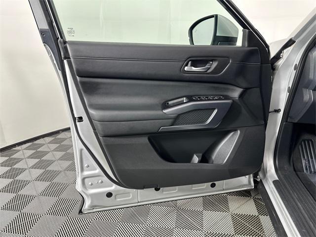 used 2023 Nissan Pathfinder car, priced at $32,998