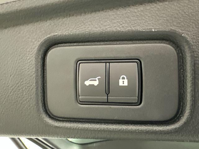 new 2026 Nissan Pathfinder car, priced at $38,677