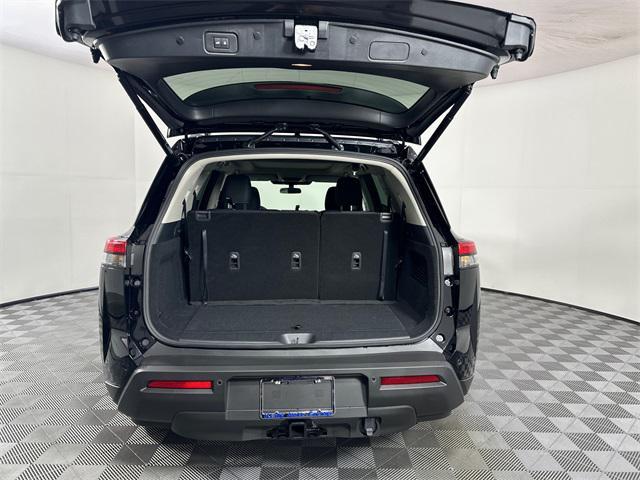 new 2025 Nissan Pathfinder car, priced at $38,776