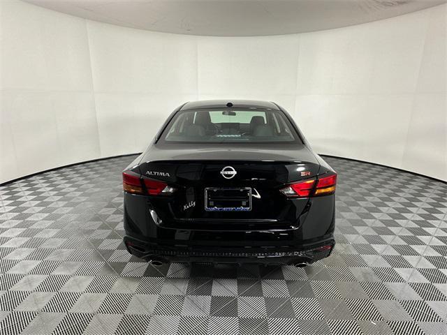 new 2025 Nissan Altima car, priced at $27,574