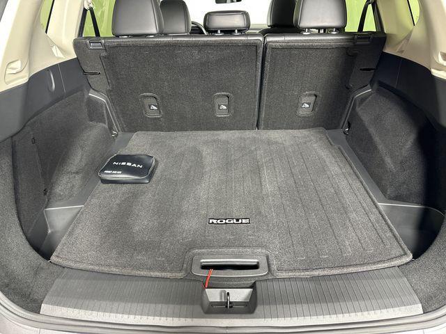 used 2025 Nissan Rogue car, priced at $27,998