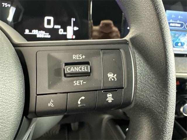 2025 Deep Blue Pearl Nissan Kicks
