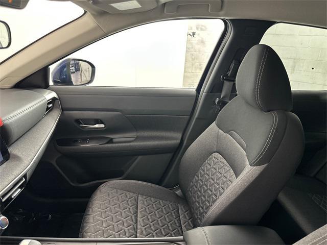 2025 Deep Blue Pearl Nissan Kicks