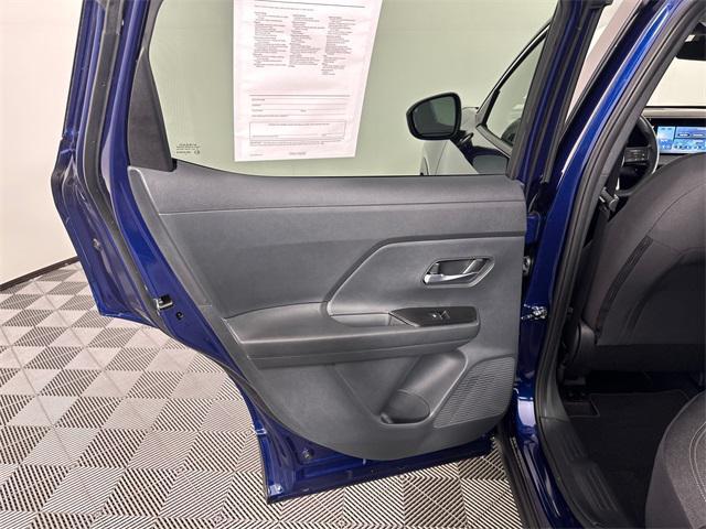 2025 Deep Blue Pearl Nissan Kicks