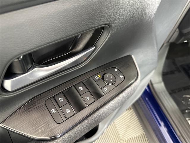 2025 Deep Blue Pearl Nissan Kicks