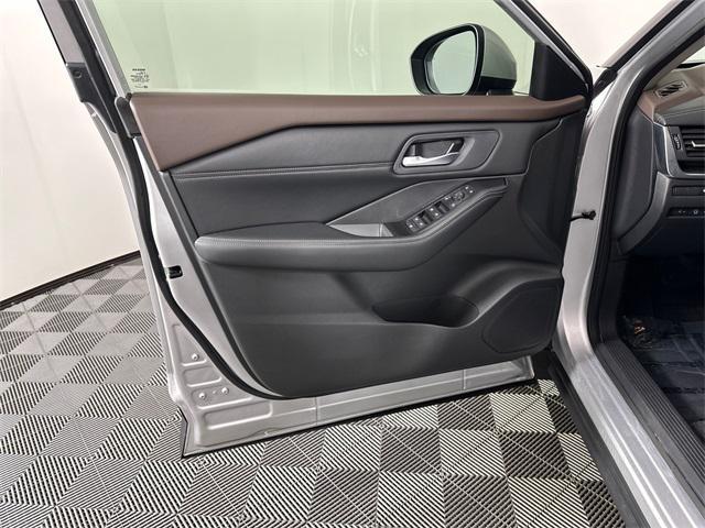 used 2023 Nissan Rogue car, priced at $22,998