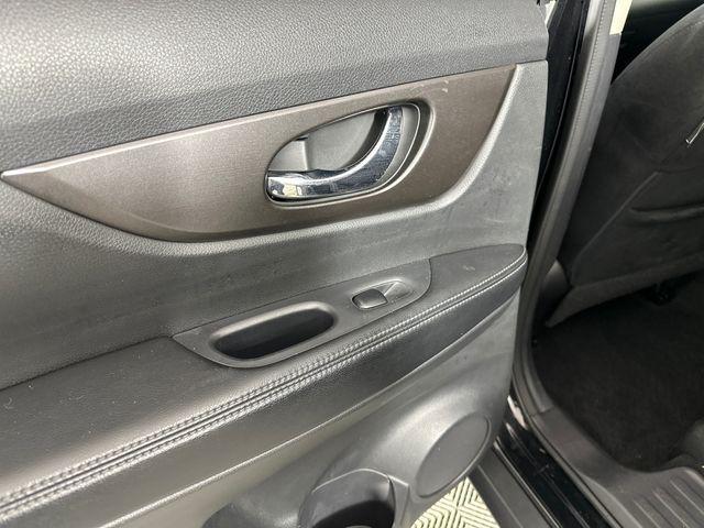 used 2014 Nissan Rogue car, priced at $8,998