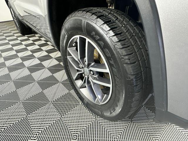 used 2018 Jeep Grand Cherokee car, priced at $20,488