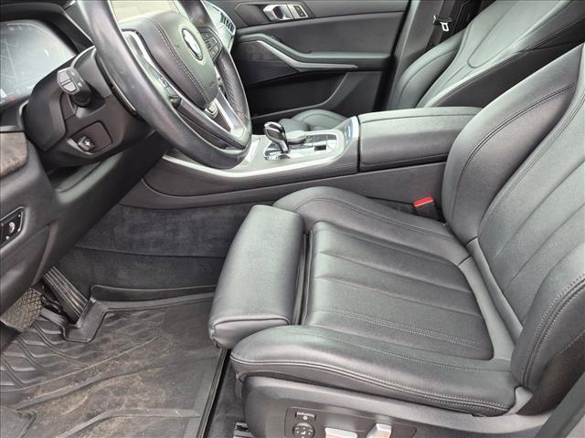 BMW X5 view 16