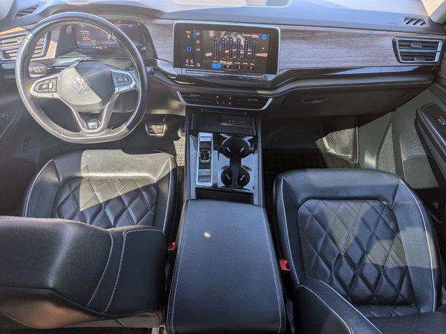 used 2024 Volkswagen Atlas car, priced at $34,999
