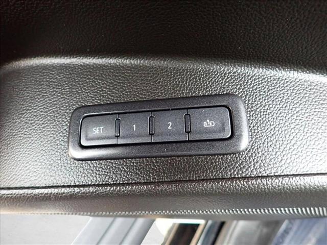 used 2019 GMC Yukon XL car, priced at $25,998