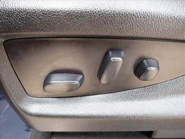 used 2019 GMC Yukon XL car, priced at $25,998
