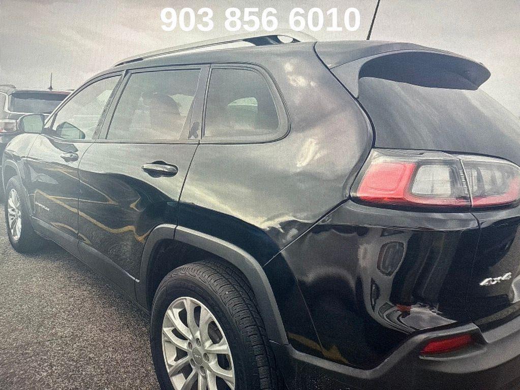 used 2021 Jeep Cherokee car, priced at $15,544