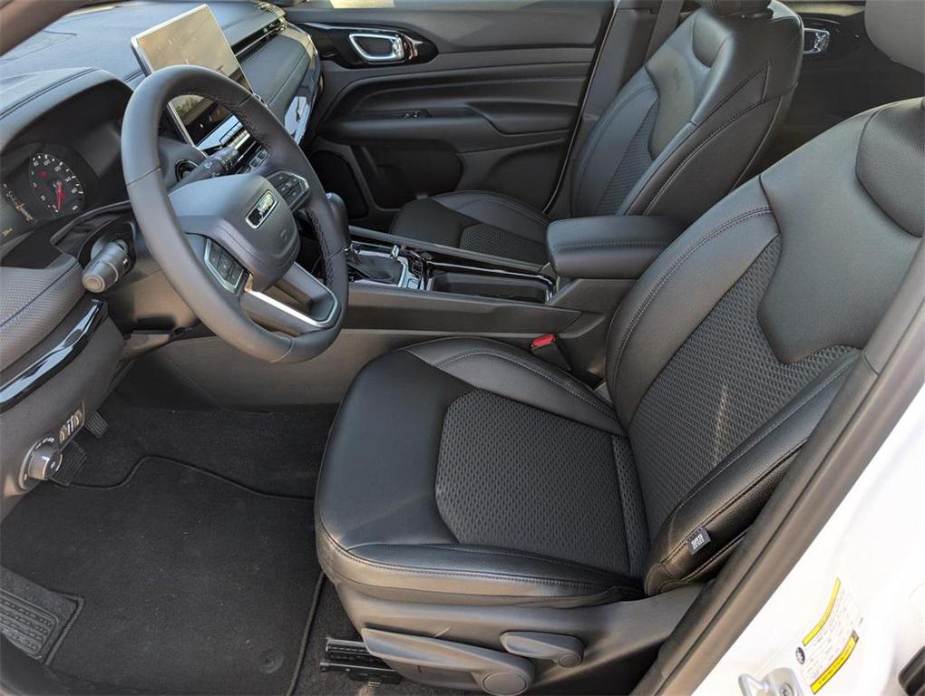 new 2026 Jeep Compass car, priced at $25,990