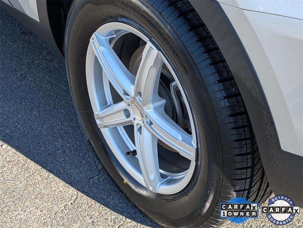 used 2022 Kia Sorento car, priced at $16,995