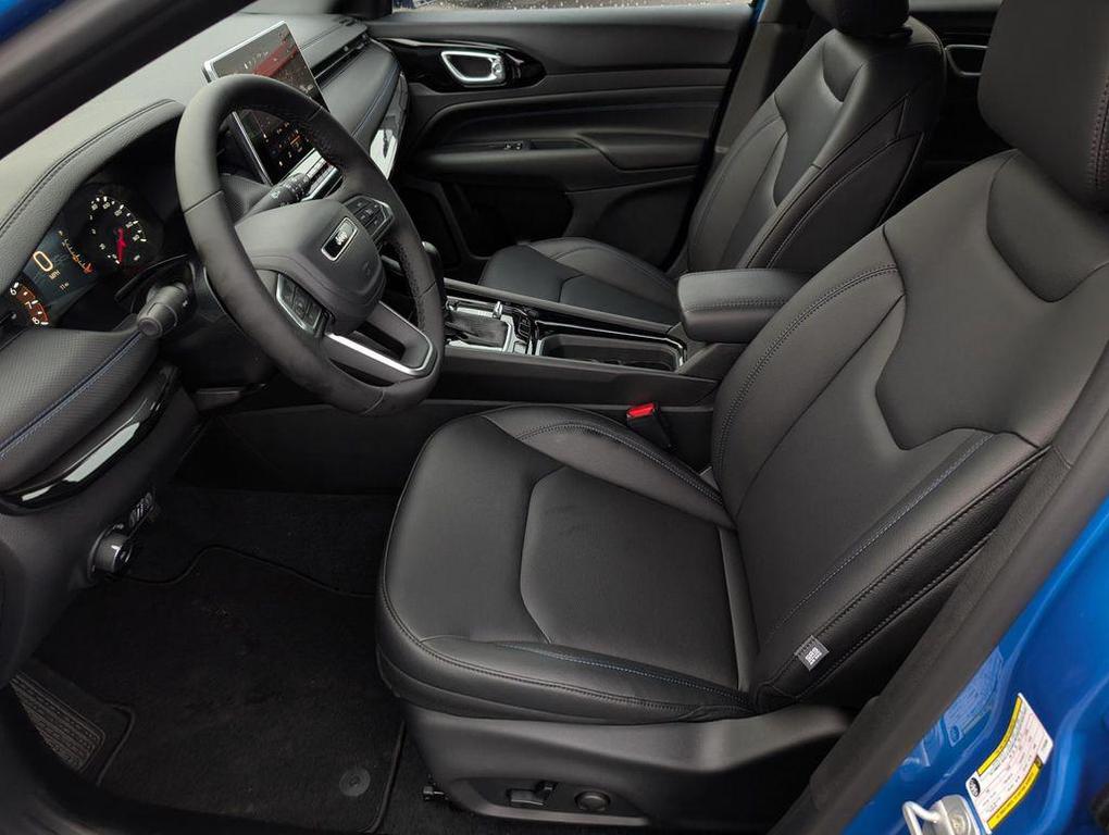 new 2026 Jeep Compass car, priced at $30,990