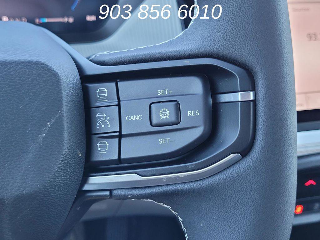 new 2026 Jeep Cherokee car, priced at $38,880