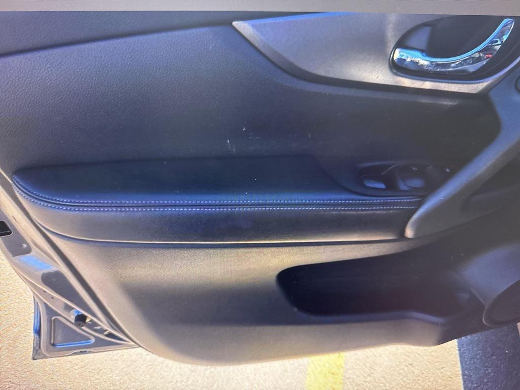 used 2016 Nissan Rogue car, priced at $12,880