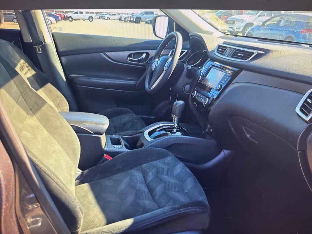used 2016 Nissan Rogue car, priced at $12,880