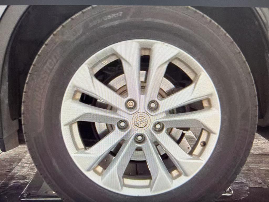 used 2016 Nissan Rogue car, priced at $12,880