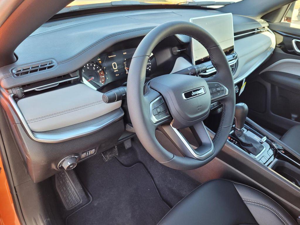 new 2026 Jeep Compass car, priced at $31,990