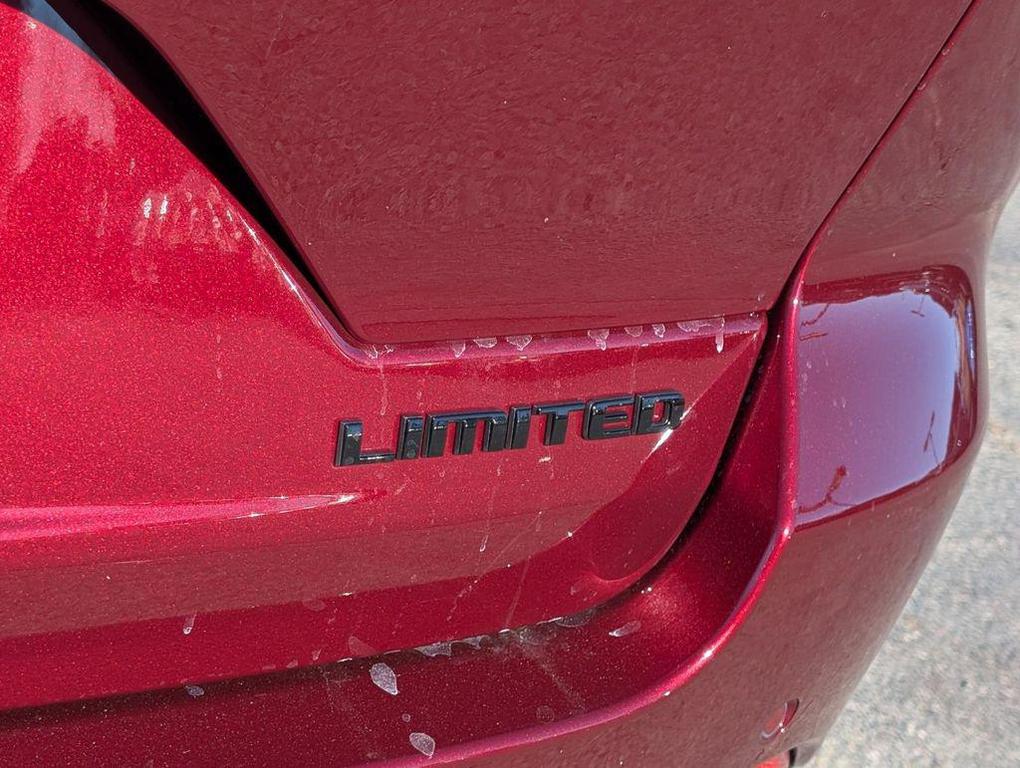 new 2025 Jeep Grand Cherokee car, priced at $48,240