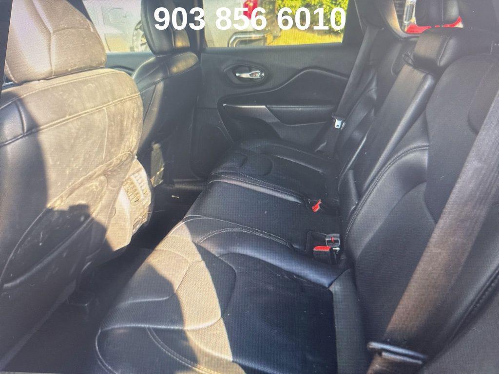 used 2020 Jeep Cherokee car, priced at $18,492