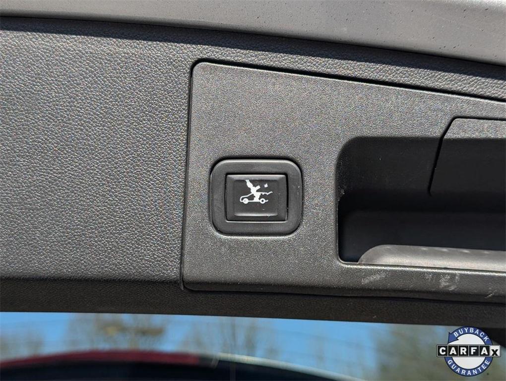 used 2020 Cadillac XT4 car, priced at $18,544