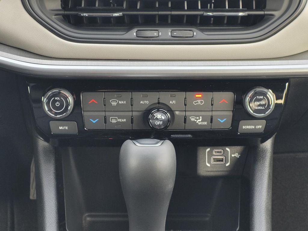 new 2026 Jeep Compass car, priced at $29,990