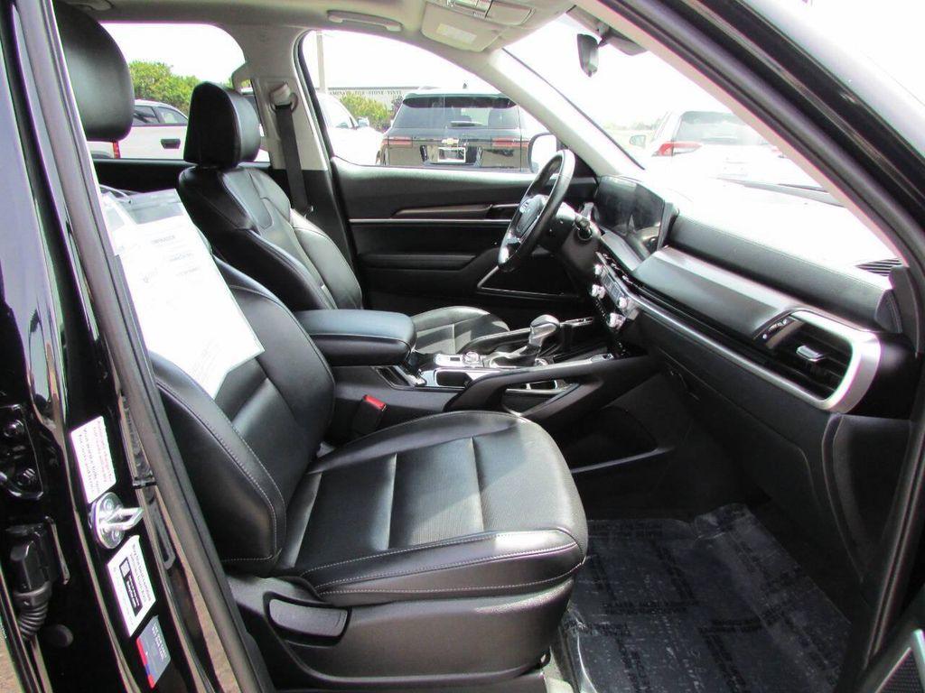 used 2025 Kia Telluride car, priced at $36,988