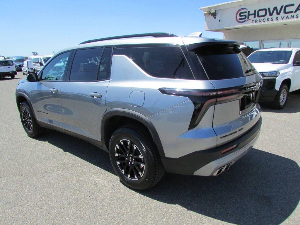 used 2025 Chevrolet Traverse car, priced at $44,888