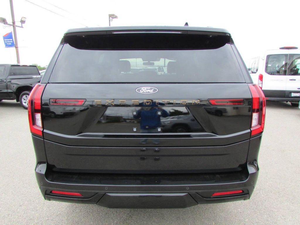 used 2025 Ford Expedition car, priced at $74,988