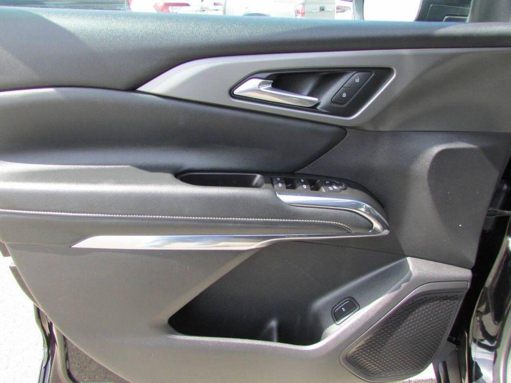 used 2025 Chevrolet Traverse car, priced at $36,488