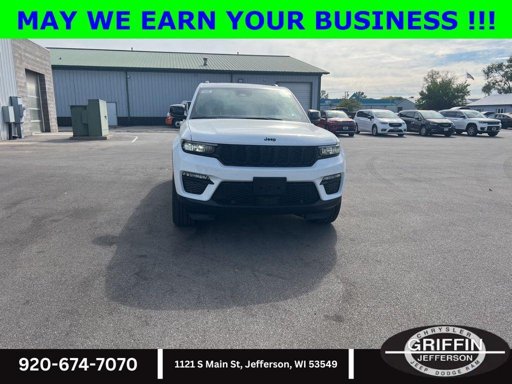 new 2025 Jeep Grand Cherokee car, priced at $48,588