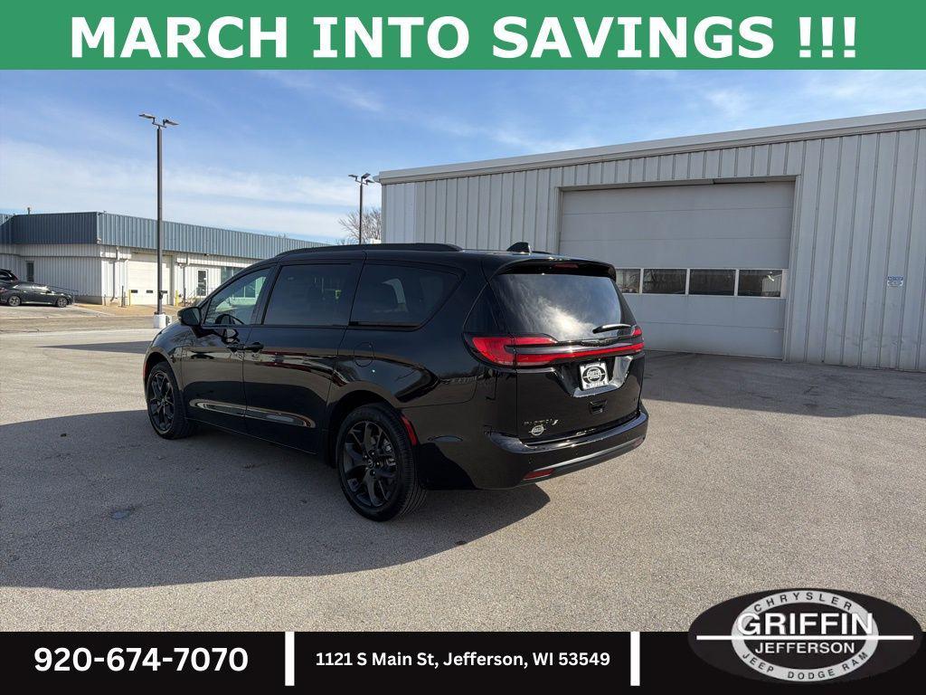 new 2026 Chrysler Pacifica car, priced at $53,225