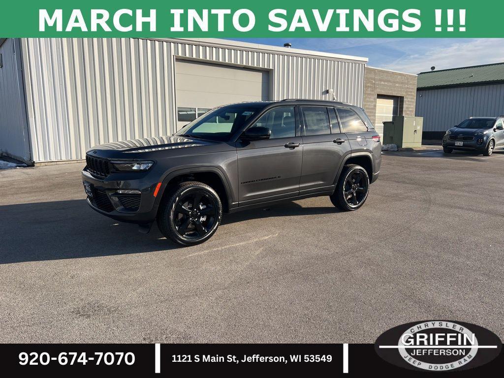 new 2025 Jeep Grand Cherokee car, priced at $51,715