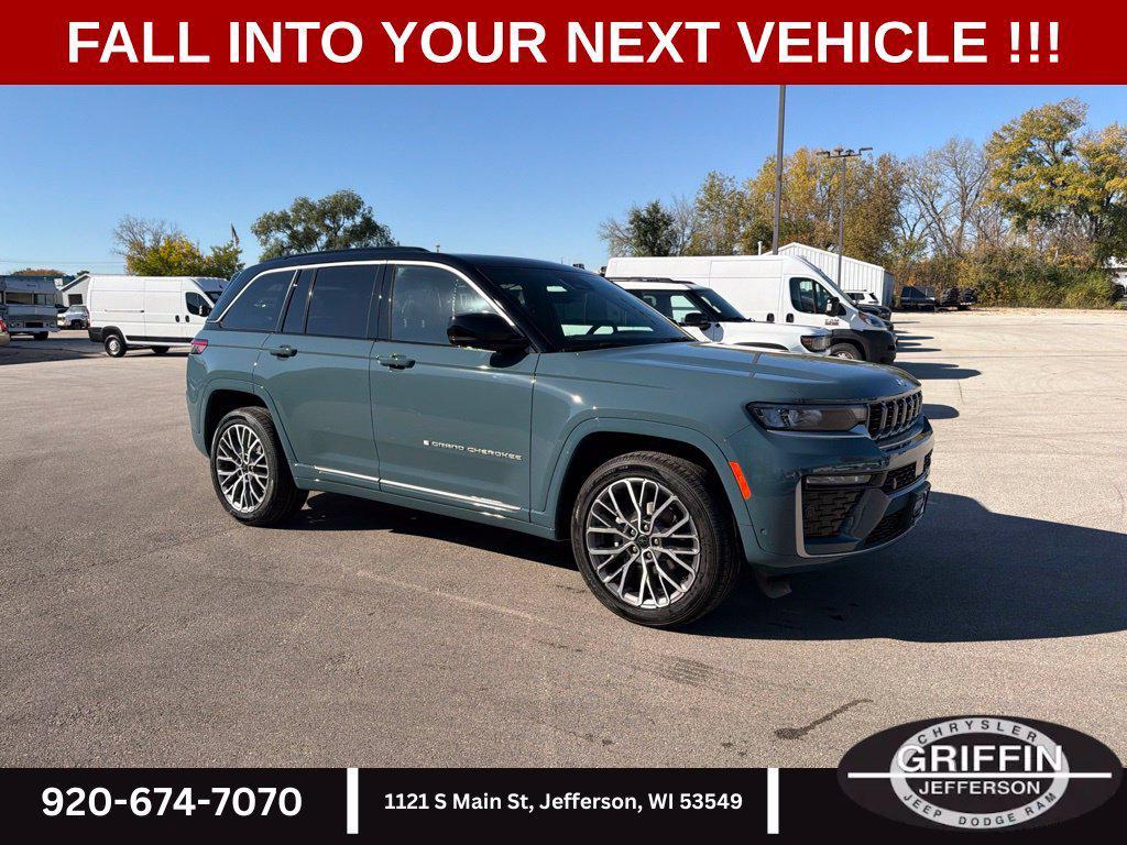 new 2027 Jeep Grand Cherokee car, priced at $61,432