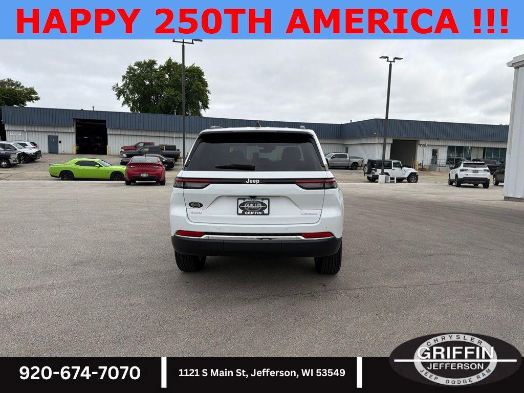 new 2026 Jeep Grand Cherokee car, priced at $39,966