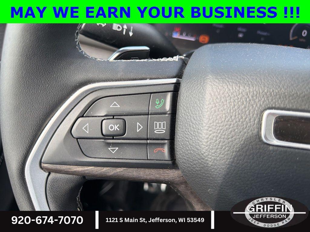 used 2023 Jeep Grand Cherokee car, priced at $33,956