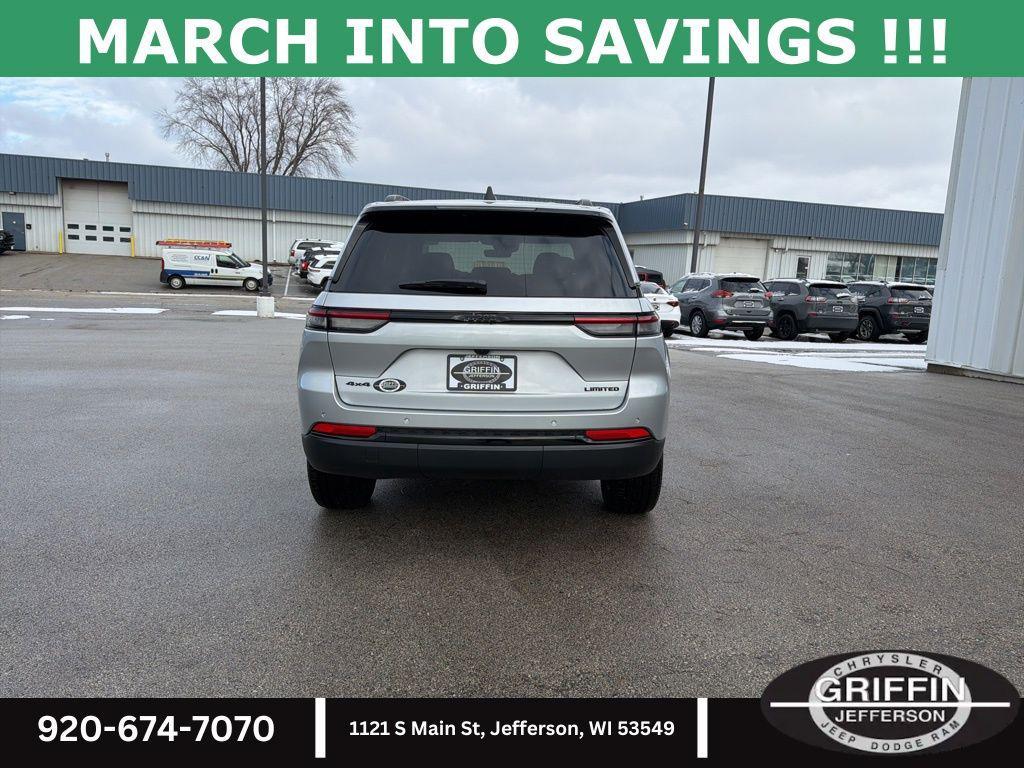 new 2025 Jeep Grand Cherokee car, priced at $51,715