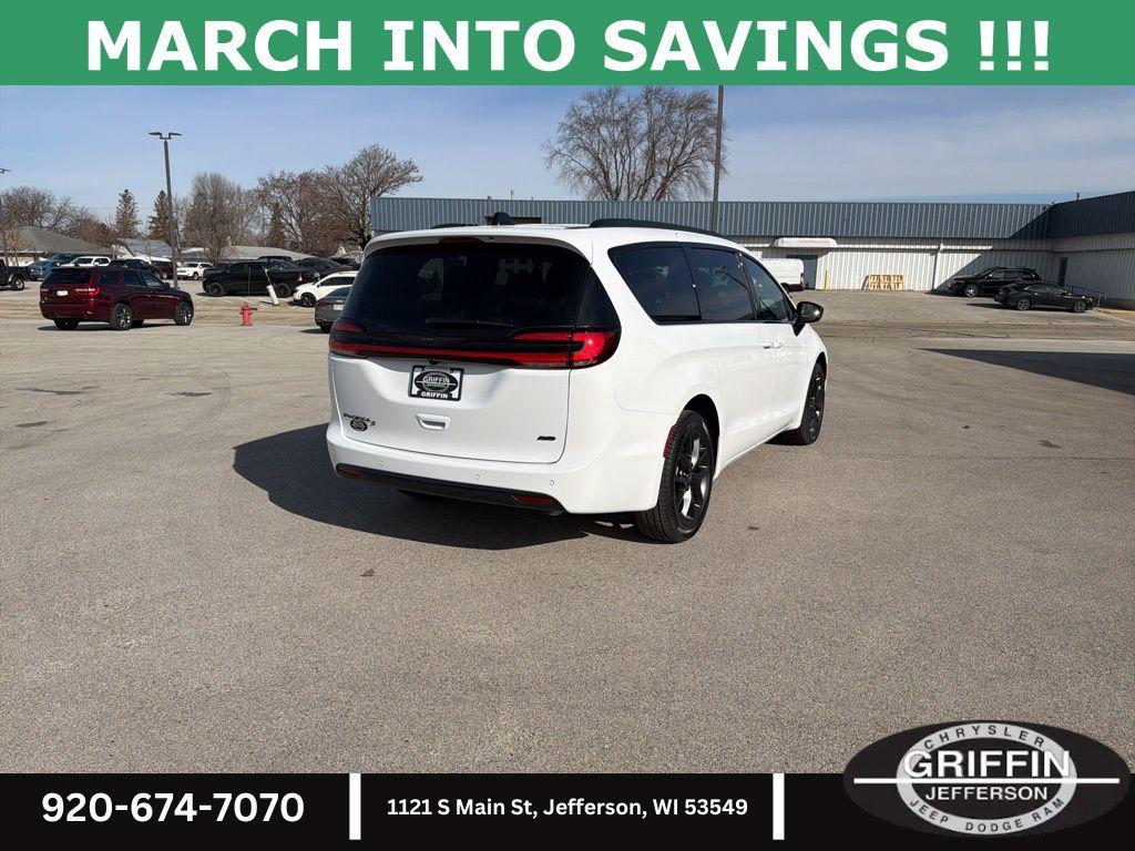 new 2026 Chrysler Pacifica car, priced at $53,225